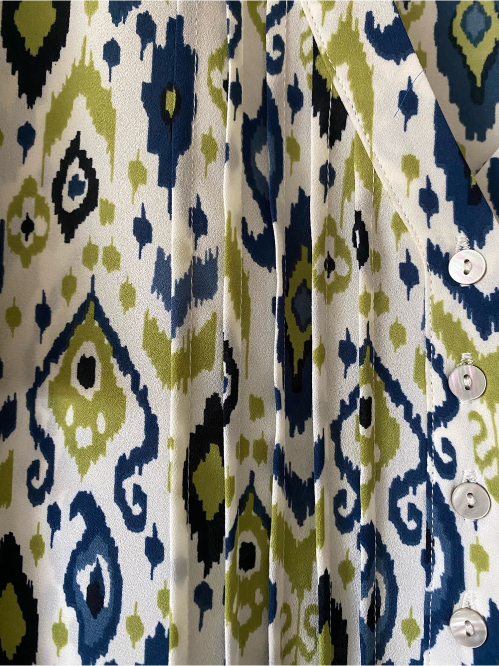Rose & Olive White Blouse with Navy & Olive Ikat Print - Picture 2 of 6